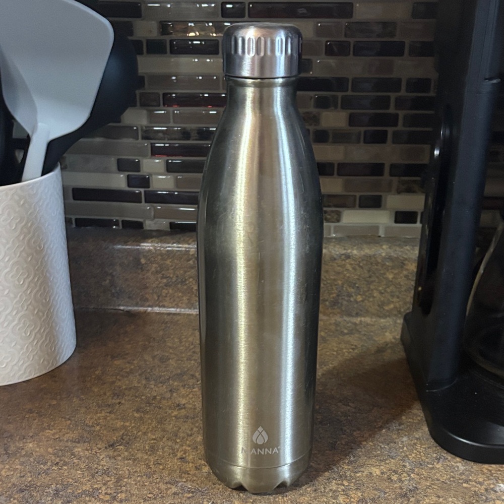 5/$25 Manna Stainless Steel Water Bottle